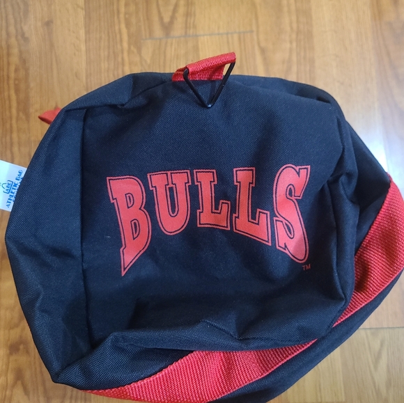 Vintage NBA Chicago Bulls Duffel Bag - Picture 4 of 10